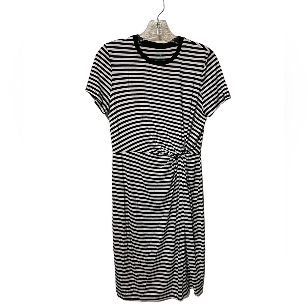 dip Size XS Short Sleeve Dress NWOT
